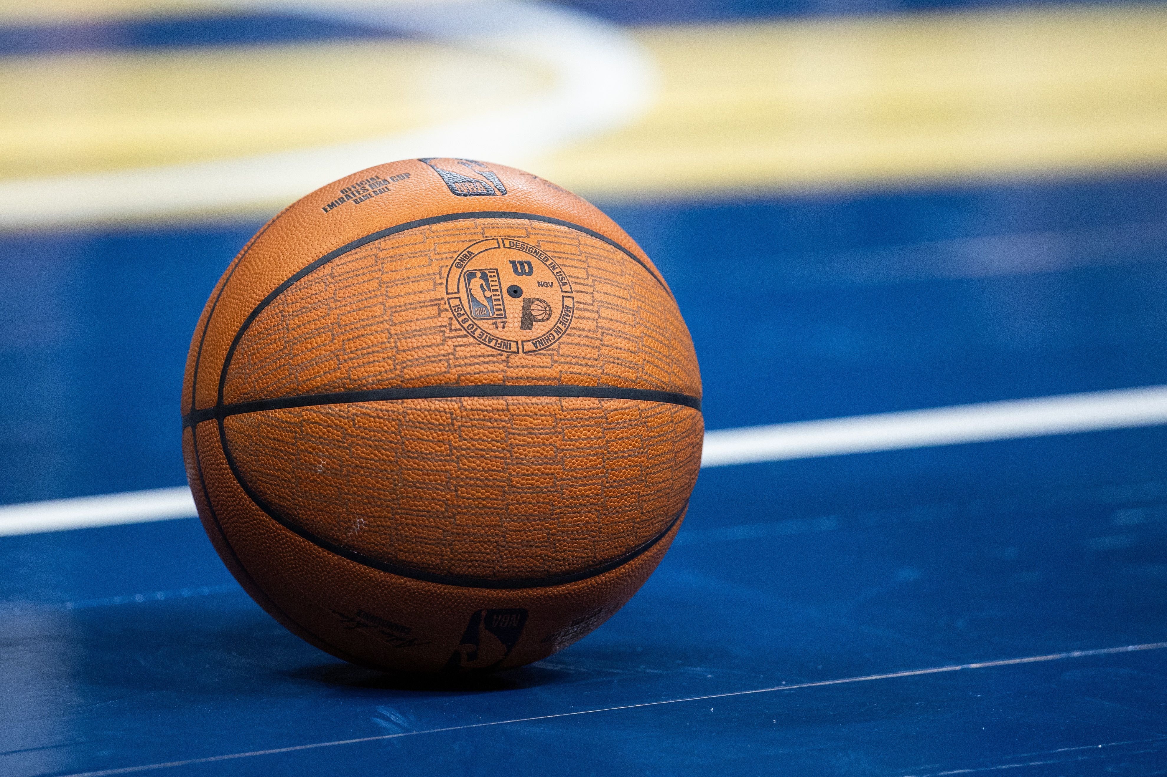 看NBA比赛那么多年 你觉得哪场比赛的判罚最黑  第1张