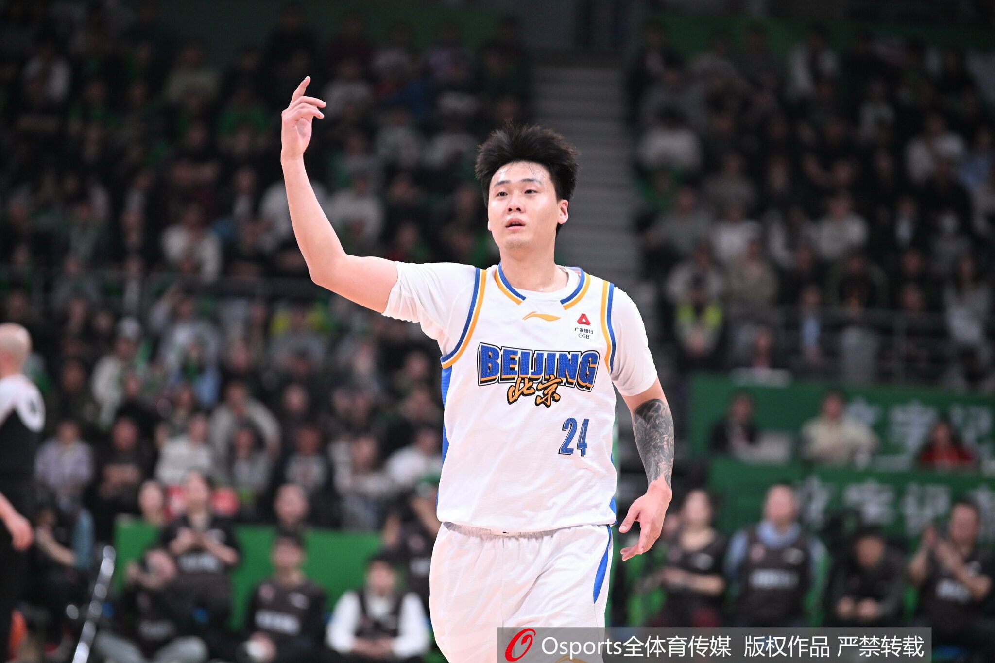 记者：如果赵睿&曾凡博状态继续回升 抢回主场优势的北京会更难缠  第1张
