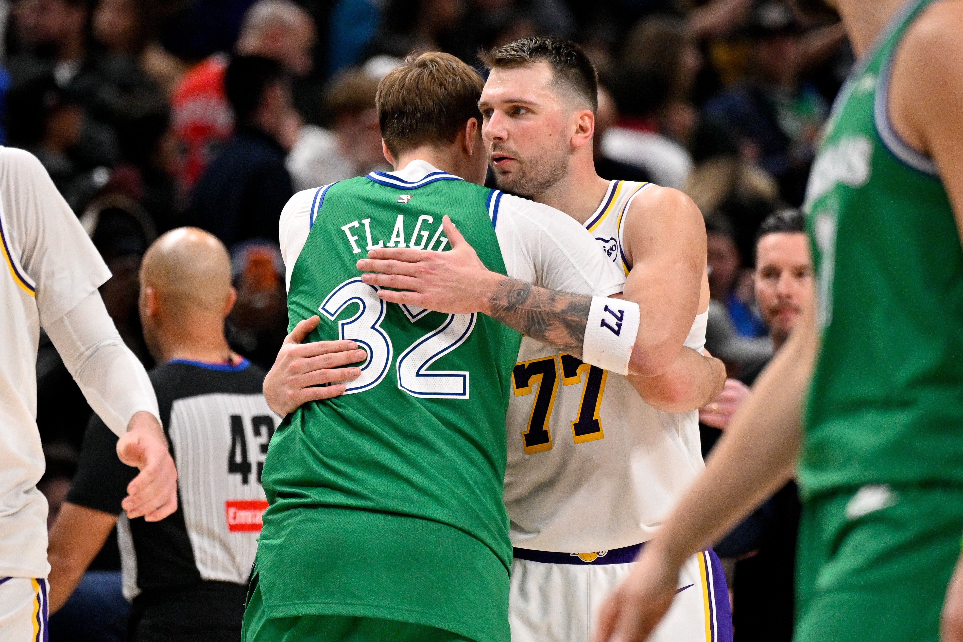 NBA“返乡”大乱斗：东契奇弗拉格聚首 詹欧合体 马刺&雷霆太炸裂  第1张