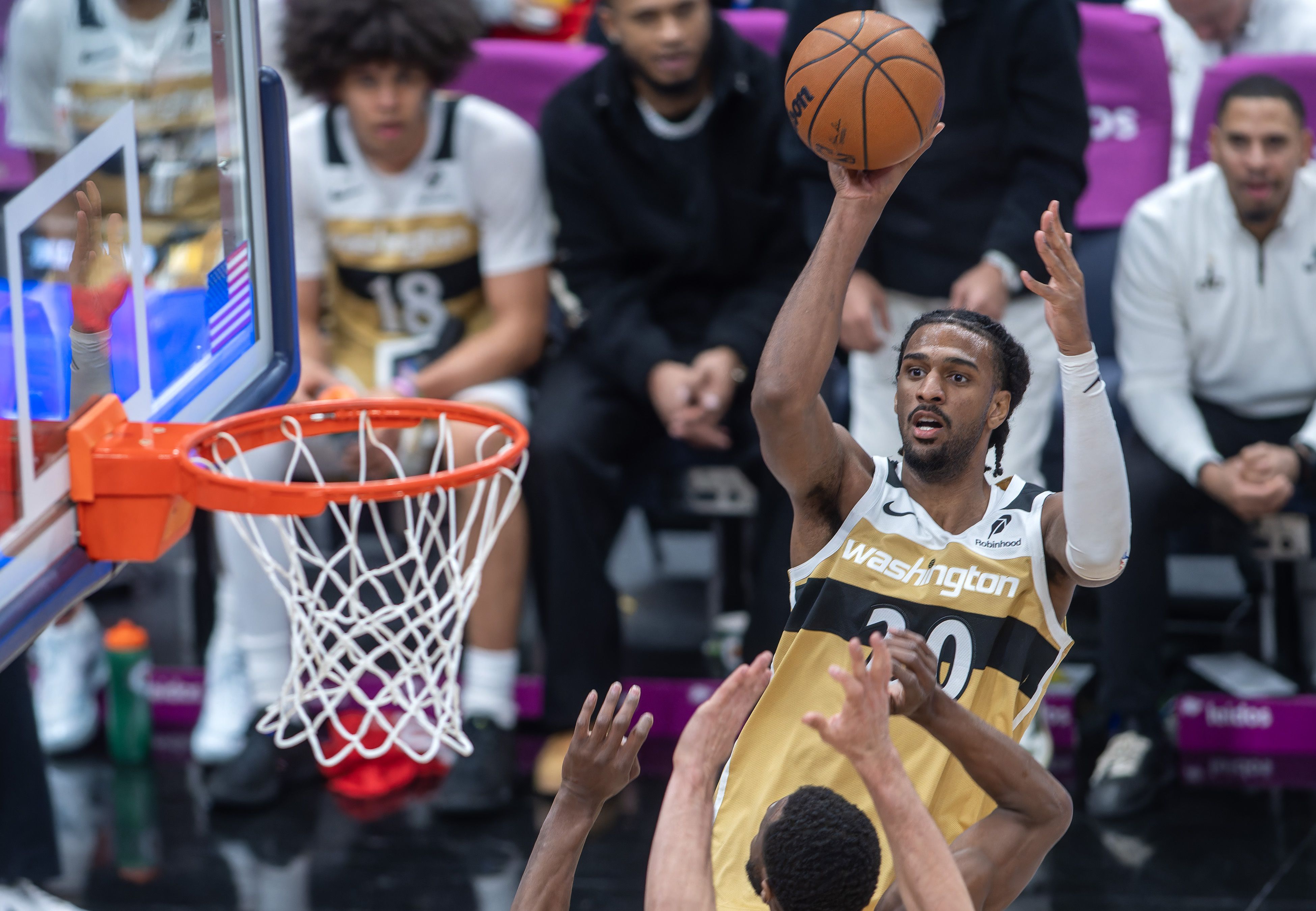 NBA“返乡”大乱斗：东契奇弗拉格聚首 詹欧合体 马刺&雷霆太炸裂  第31张