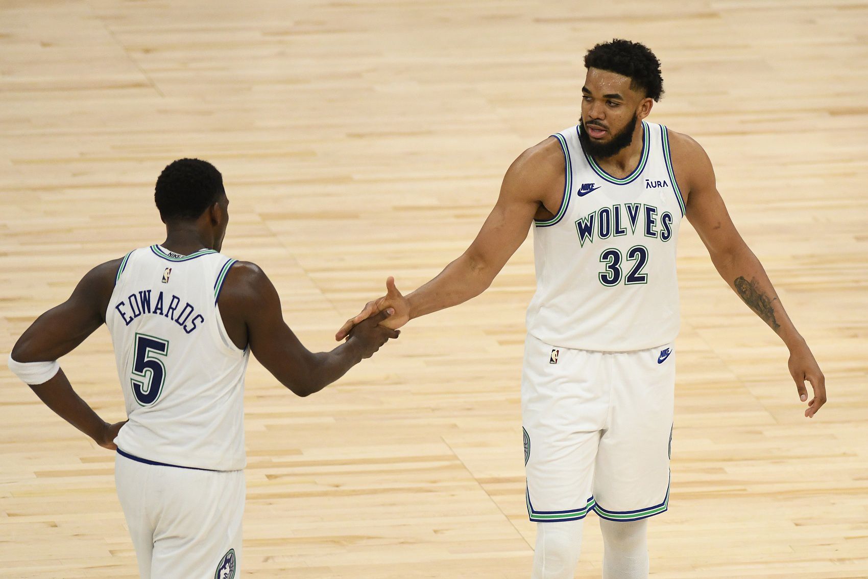 NBA“返乡”大乱斗：东契奇弗拉格聚首 詹欧合体 马刺&雷霆太炸裂  第28张