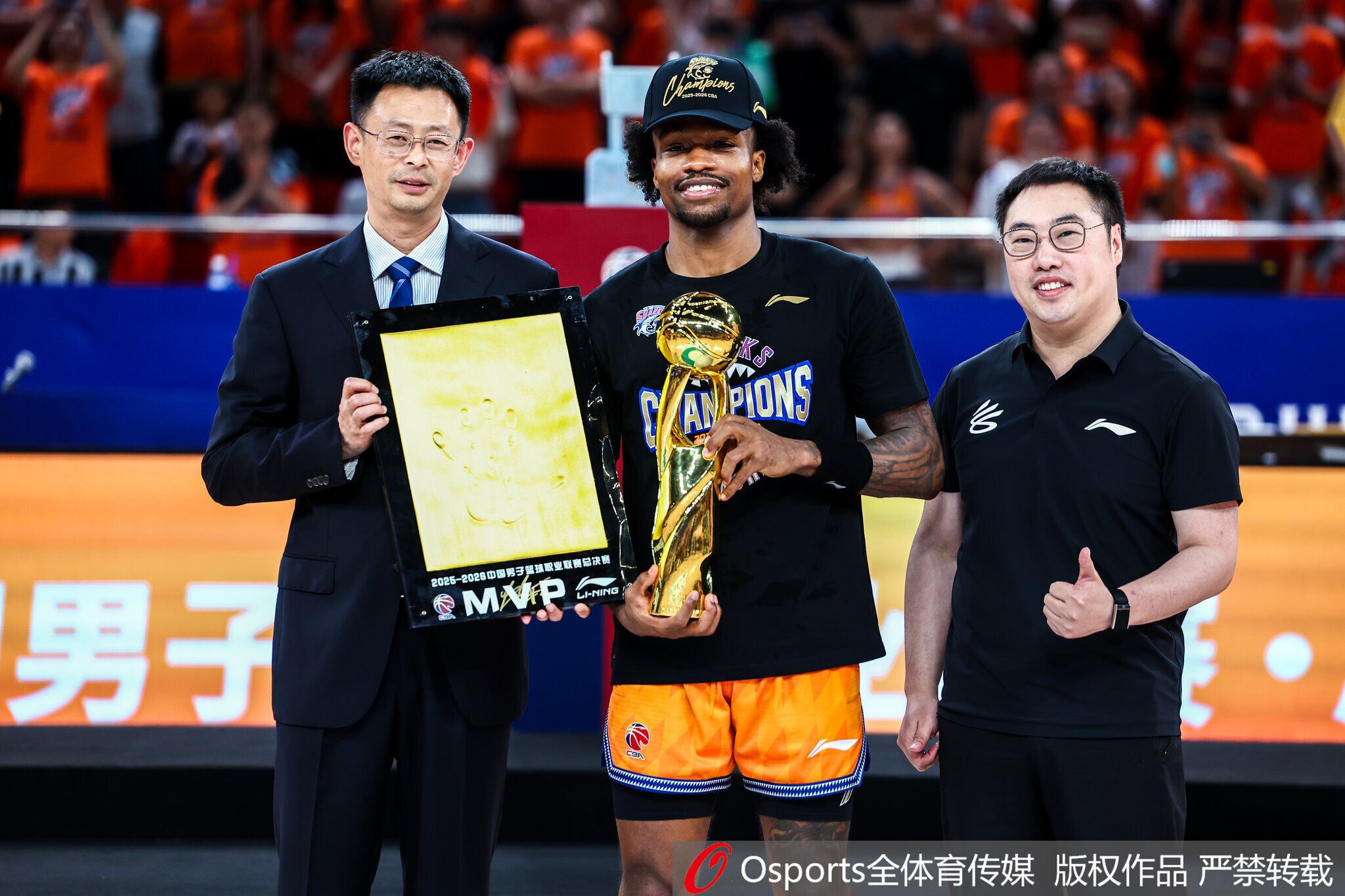 总决赛MVP！上海队记：古德温今天下午将启程回国  第1张