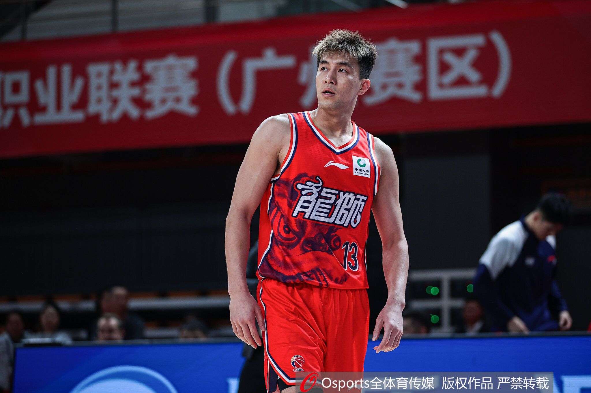 吴庆龙：郭艾伦是十足的“球痴” 他的成功绝非偶然  第1张