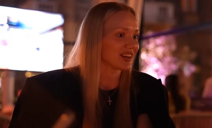 成人女星称扑救1次奖励1夜？萨福诺夫妻子：他的粉丝真是五花八门  第2张