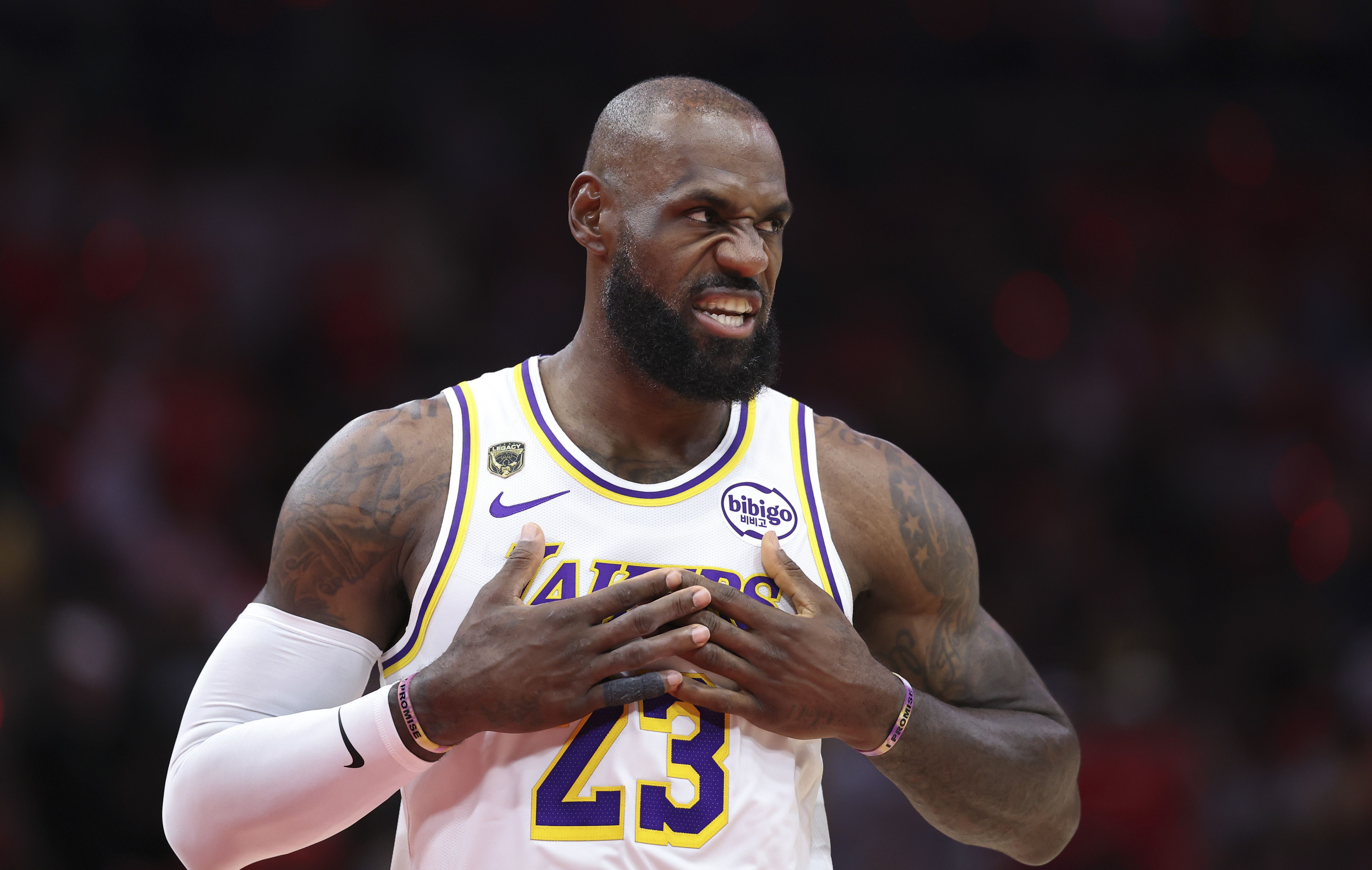 纳什：结合巅峰状态和生涯长度 詹姆斯的生涯是NBA史上最伟大的  第1张