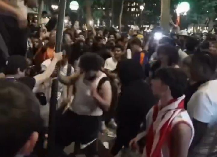 篮球流氓！官方：G3观赛派对现场有21人被捕 5名警察受伤  第1张