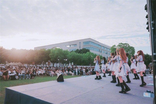 这个夏天，我们的青春在SNH48的歌声里再次滚烫  第1张