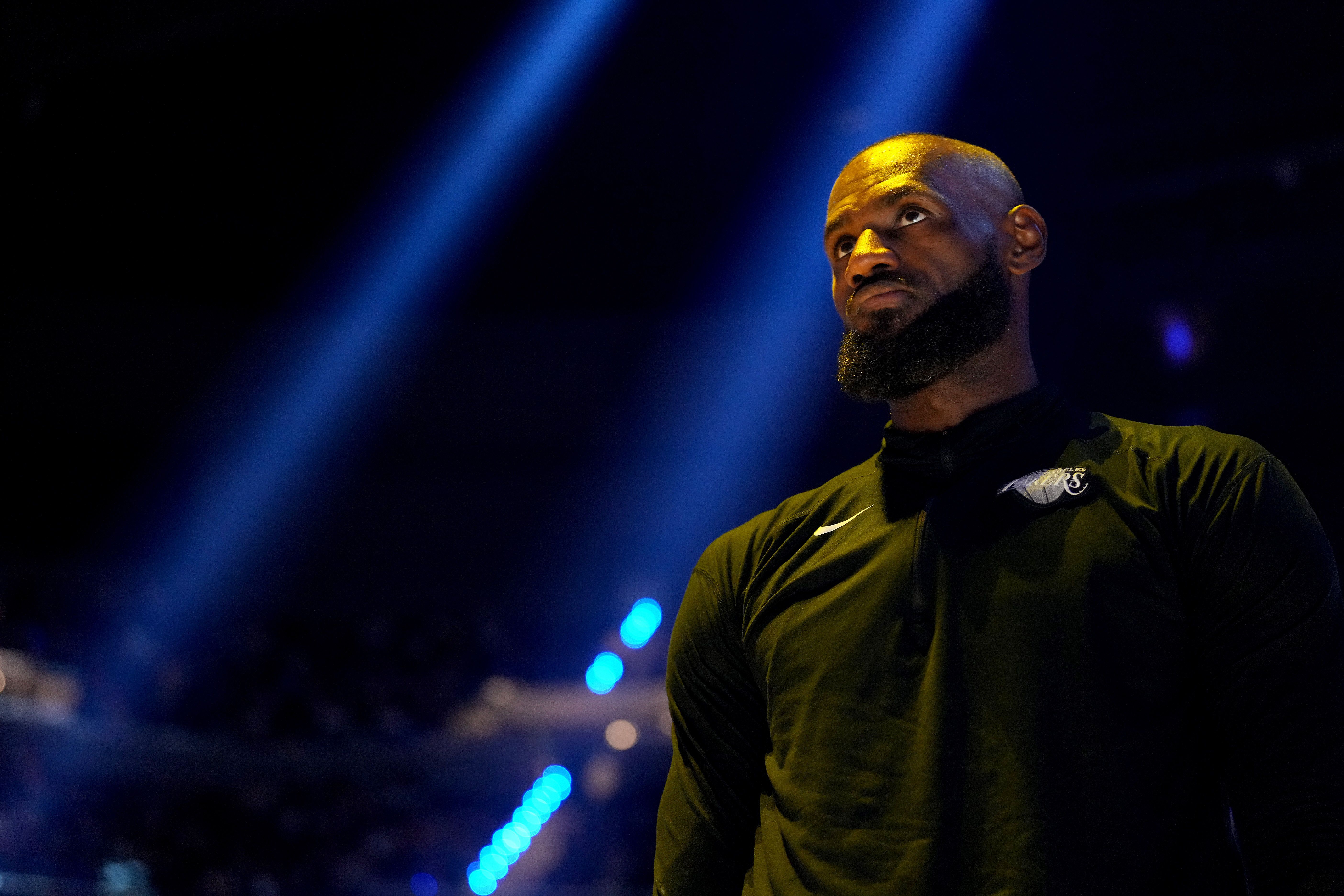 NBA权力格局之变：勒布朗·詹姆斯与超级球队时代的开启  第2张