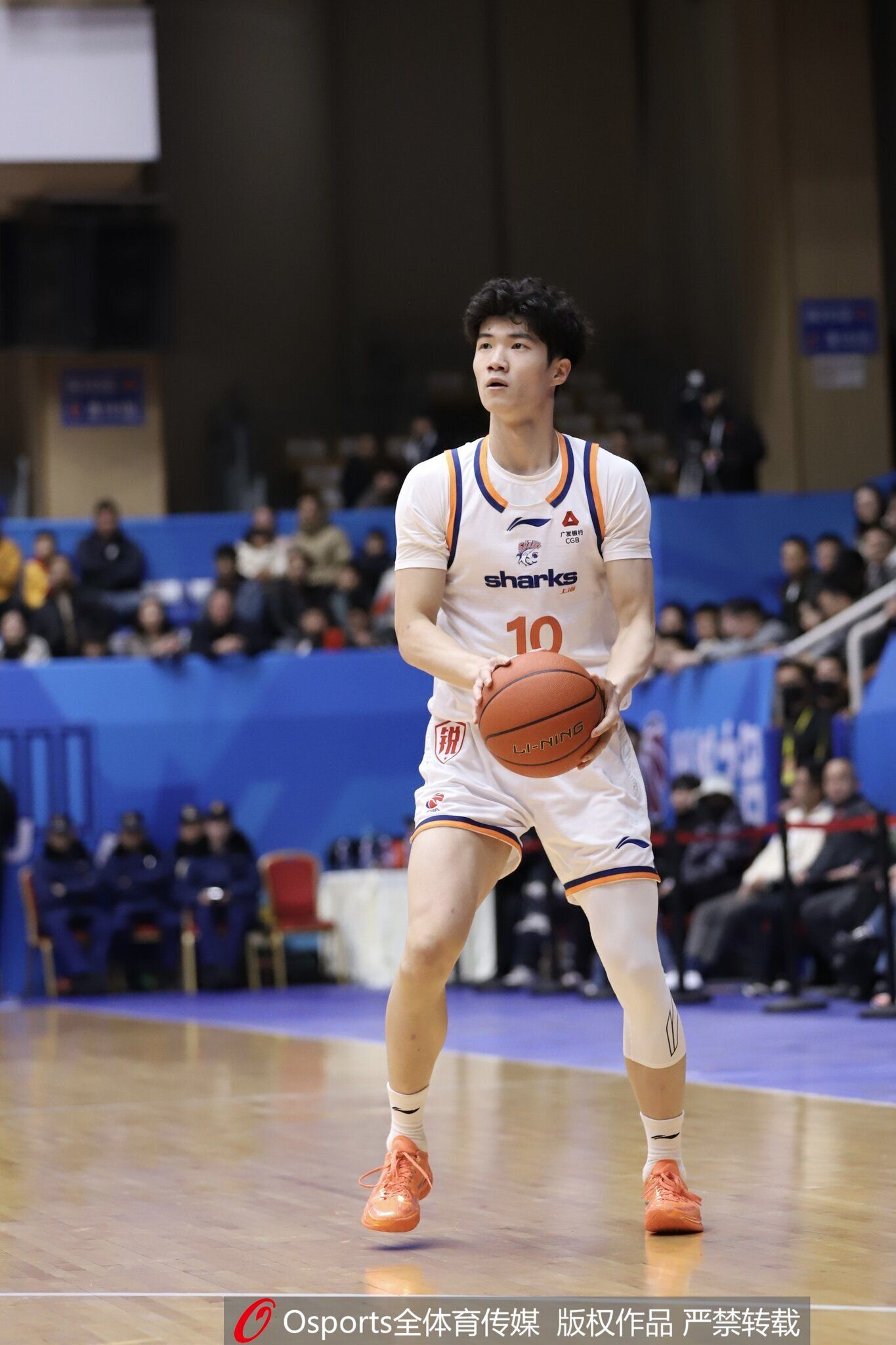 偰李永炜：我们是一支非常非常团结的球队 希望明年继续冲冠  第1张