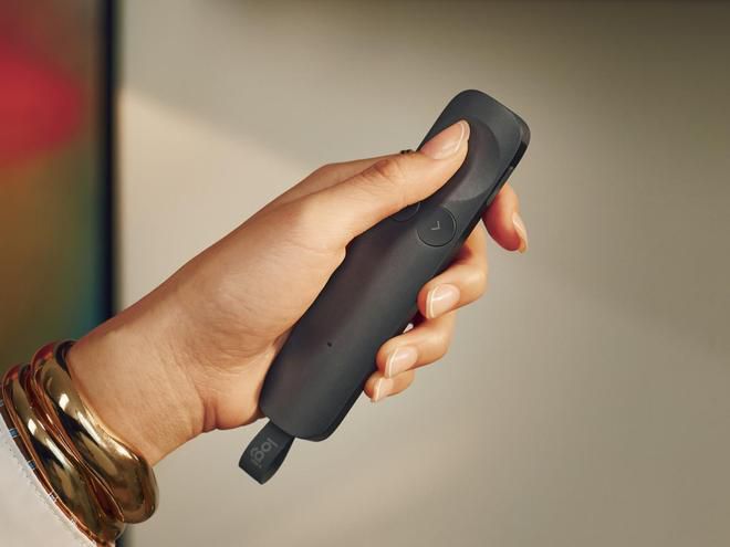 罗技首款折叠鼠标Mobi Fold发布，可承受超过15年折叠展开  第2张