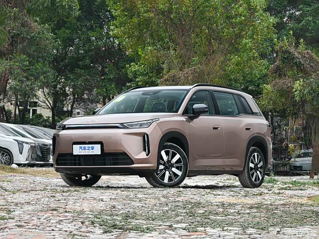 埃安i60 530宁德版正式上市 售价11.16万起 购车权益全面升级  第5张