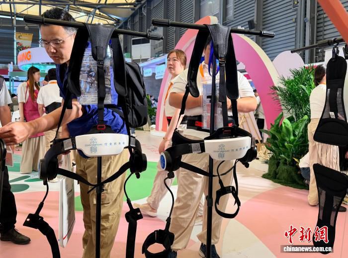 上海市康复辅助器具产业蓝皮书（2026）》出炉  第1张