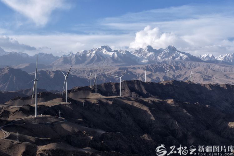 华能阿合奇县30万千瓦风电项目加速推进  第1张