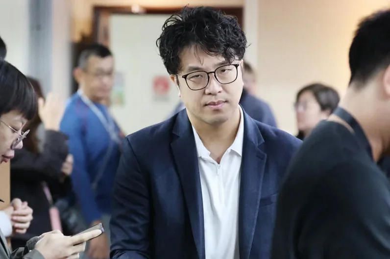“台独”顽固分子沈伯洋称想来北京？岛内嘲讽  第1张