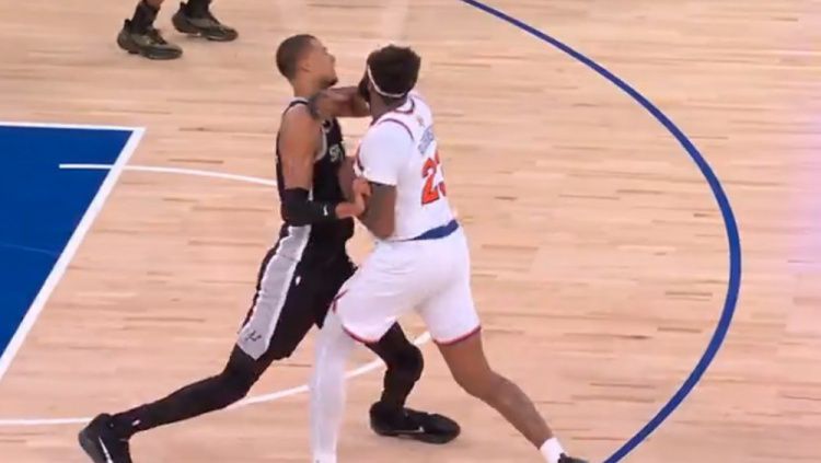 NBA总决赛G4：文班亚马单打米罗后做出挑衅动作 米罗肘击被吹一级恶意犯规  第3张