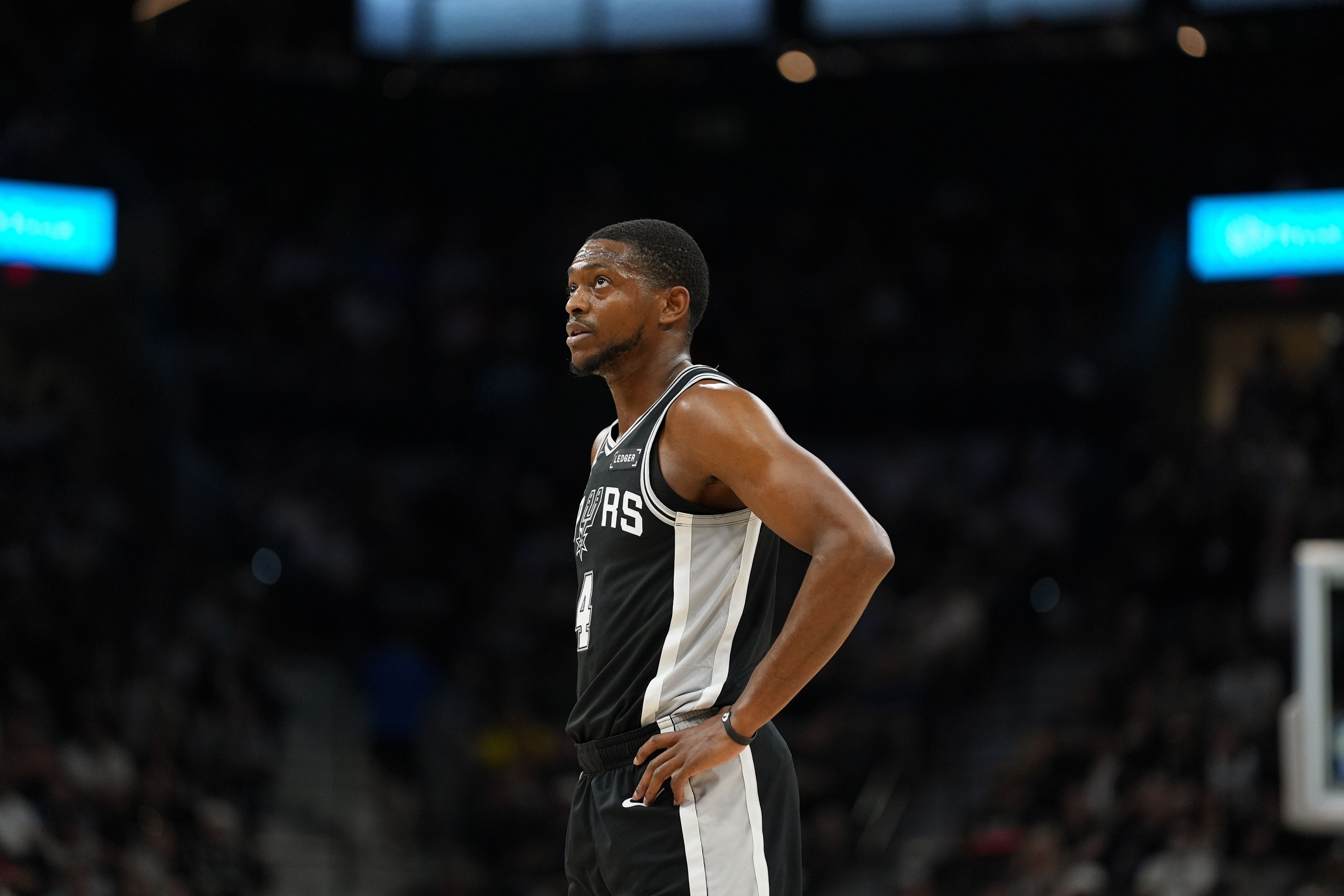 NBA总决赛第四战：马刺客场遭尼克斯逆转，系列赛1比3陷入绝境  第1张