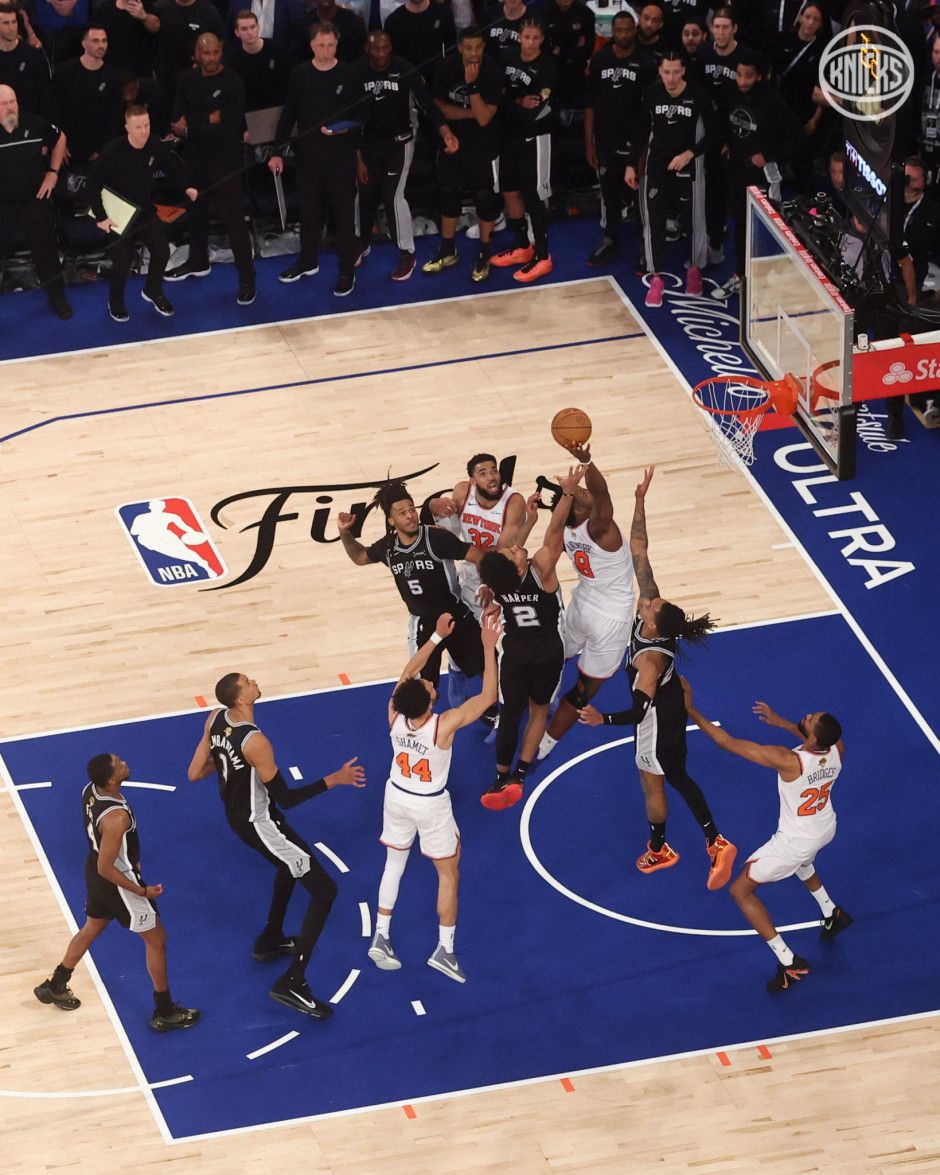 NBA总决赛第四场：尼克斯107-106险胜马刺率先拿到赛点  第1张
