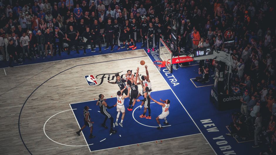 NBA总决赛第四战纪实：马刺遭遇大比分滑坡，末节战术选择引发专业讨论  第2张