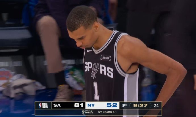 NBA总决赛赛场争议判罚引关注  第1张
