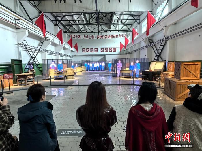 多家主流媒体及网络名人走进“中国原子城”挖掘“两弹一星”故事  第2张