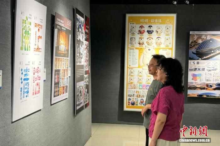 第二届宁夏艺术设计作品展启幕 以设计共生绘丝路新篇  第2张