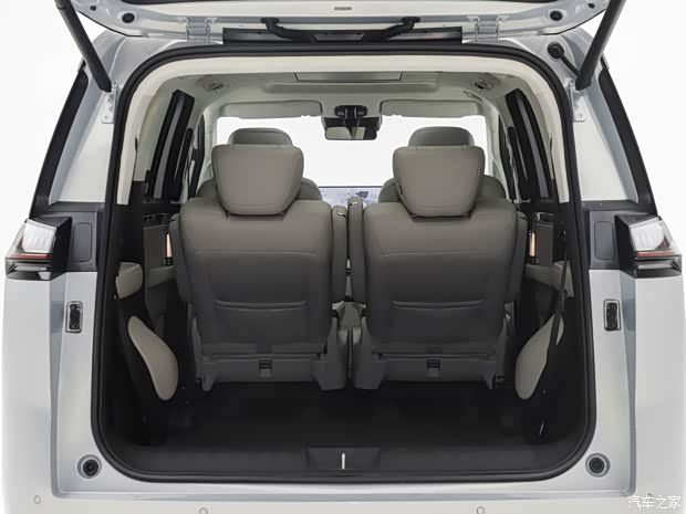 传祺E8 PHEV 6月11日上市 提供4个配置版本售价18.98万至21.98万元  第16张