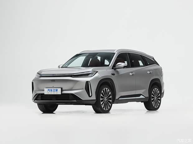 一文看懂新款零跑C10 动力/续航/底盘/内饰进阶 将于6月16日上市  第50张