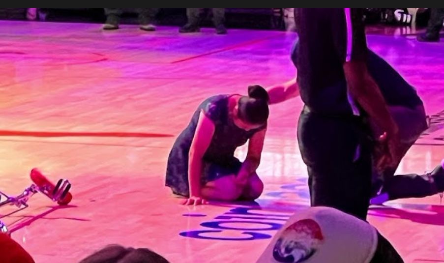 NBA顶碗大妈演出费曝光！每场6765美元 主办方提供至少四星酒店  第4张