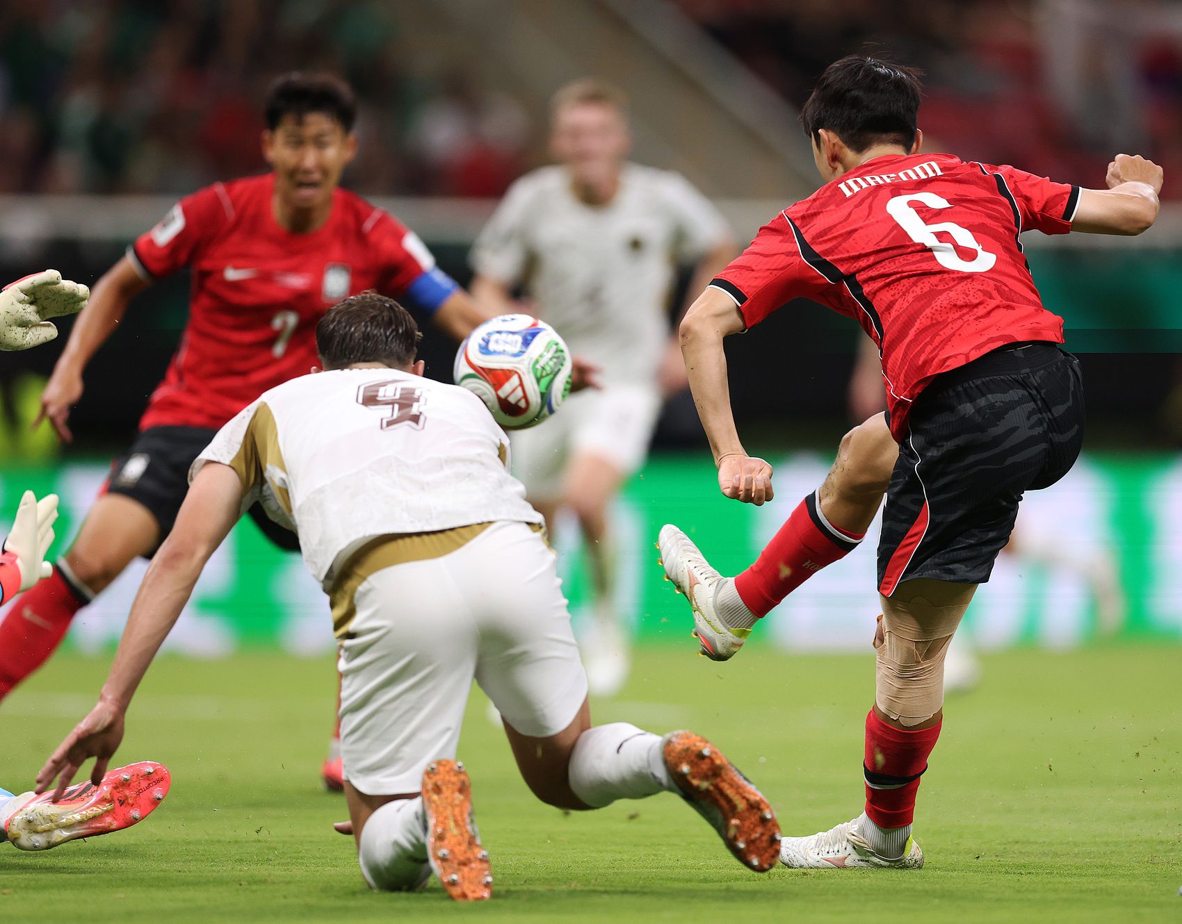 韩国队2-1逆转捷克 世界杯对欧洲球队三连胜