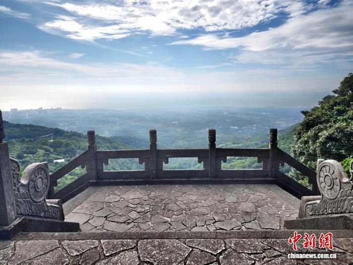 台湾写真：谒“一代草圣”于右任墓：长眠高山，遥望故土  第3张