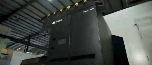 维谛技术完成1.6MW液冷系统全场景1:1复刻实测,用时28天、覆盖400㎡ 第5张 维谛技术完成1.6MW液冷系统全场景1:1复刻实测,用时28天、覆盖400㎡ 第5张