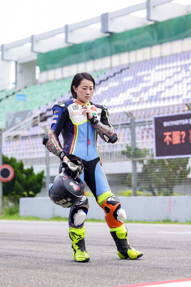 首驱S300珠海国际赛车场创量产电动踏板摩托车圈速纪录 2分11秒381 第4张 首驱S300珠海国际赛车场创量产电动踏板摩托车圈速纪录 2分11秒381 第4张