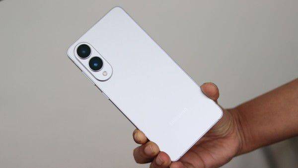 三星Galaxy S25 Edge印度Flipkart促销价格腰斩