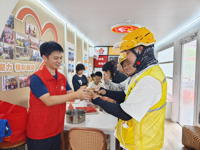 惠山区设立71处新就业群体服务驿站 打通城市配送“最后一米”  第2张
