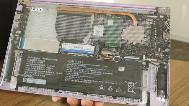 英特尔启动“Project Firefly”计划 以标准化设计重塑入门级笔记本 第2张 英特尔启动“Project Firefly”计划 以标准化设计重塑入门级笔记本 第2张