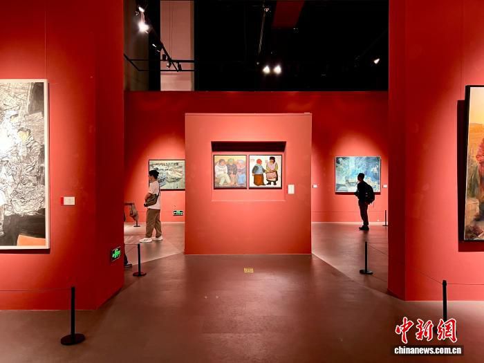 第四届西部艺术展在重庆美术馆开幕