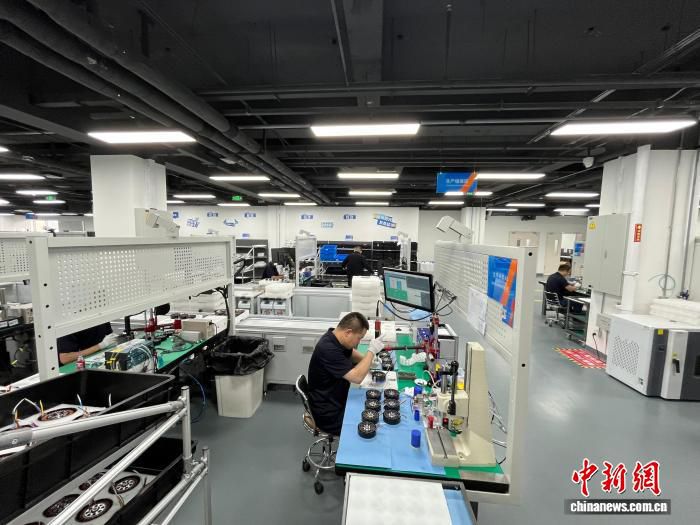 北京人形机器人中试验证平台实现单日全流程测试生产  第2张