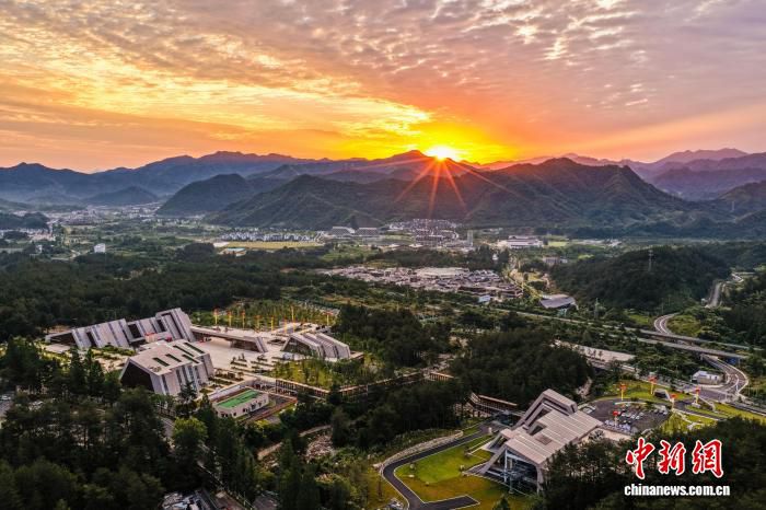 黄山风景区东大门开放 实现“四门全开”  第1张