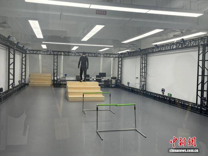 北京人形机器人创新中心具身智能基地超120台机器人进行数据采集与训练 第3张 北京人形机器人创新中心具身智能基地超120台机器人进行数据采集与训练 第3张