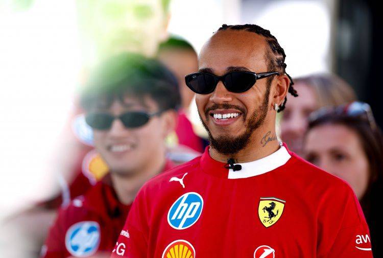 F1车手汉密尔顿6月13日建议英格兰球迷世界杯夺冠后再唱助威歌
