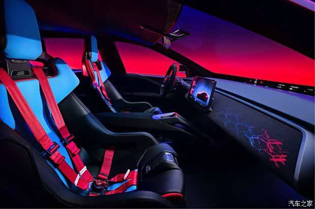 BMW M新世代概念车于勒芒24小时耐力赛前首发 纯电M3投产时间指向2027年 第14张 BMW M新世代概念车于勒芒24小时耐力赛前首发 纯电M3投产时间指向2027年 第14张