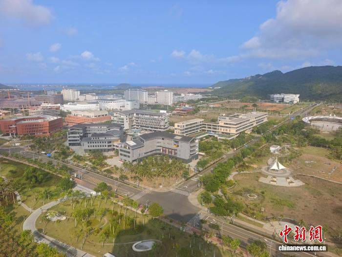 海南陵水黎安试验区2026年本科计划招生2563人 新增前沿专业 第2张 海南陵水黎安试验区2026年本科计划招生2563人 新增前沿专业 第2张