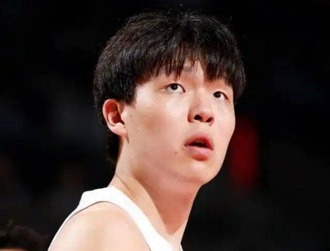 杨瀚森纪录片《跃向浩瀚·新秀季》第8期上线 回应新秀赛季质疑并总结三大关键词