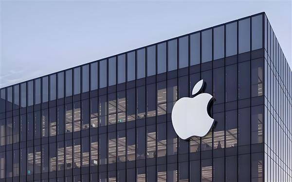 海外用户反馈M5 Max版MacBook Pro执行大语言模型推理时出现区域性屏幕色偏 第2张 海外用户反馈M5 Max版MacBook Pro执行大语言模型推理时出现区域性屏幕色偏 第2张