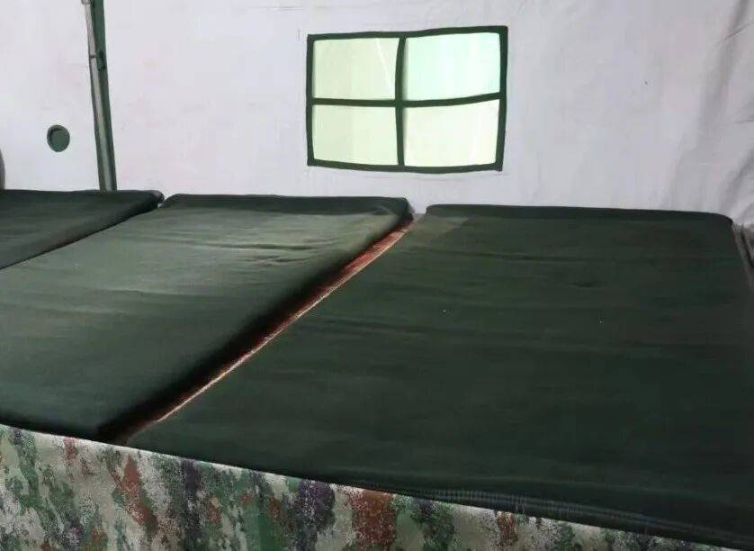 北部战区陆军某旅某营在野外驻训场迎接新战友下连 第2张 北部战区陆军某旅某营在野外驻训场迎接新战友下连 第2张