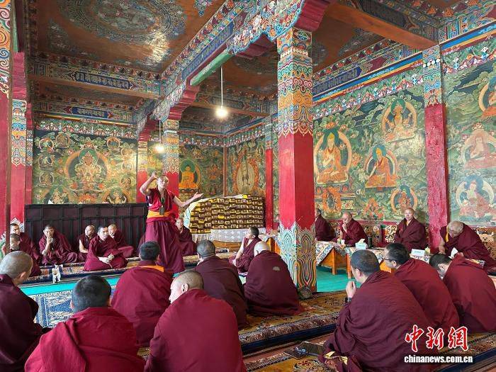 中国藏语系高级佛学院2026年高级学衔班招生考试在四地考点结束 第2张 中国藏语系高级佛学院2026年高级学衔班招生考试在四地考点结束 第2张