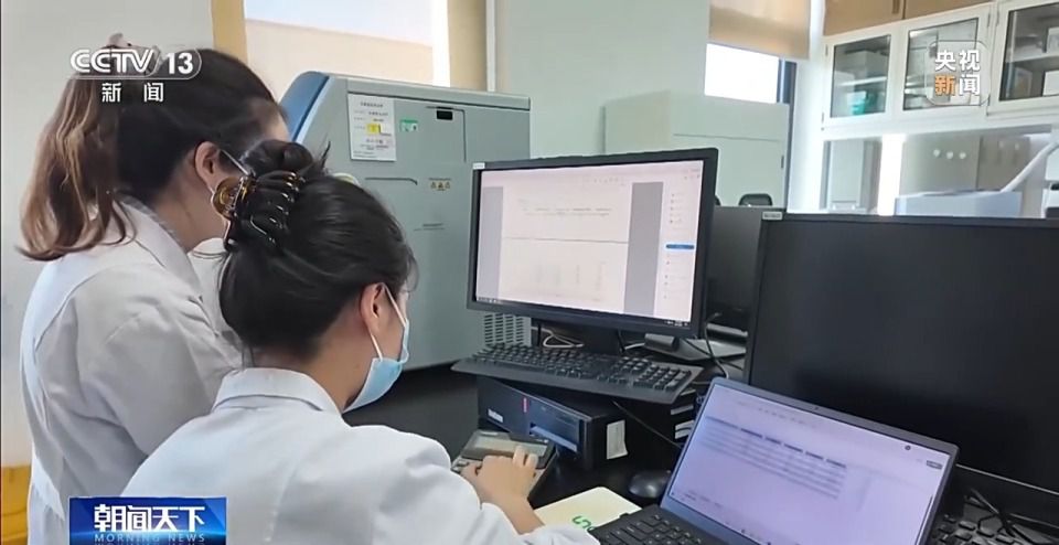 研究人员在北京中关村生命科学园共享实验室运用AI与自动化平台筛选药物先导分子  第5张