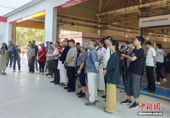 宁夏台办、港澳办与侨联联合举办70余名港澳台侨同胞交流活动  第2张