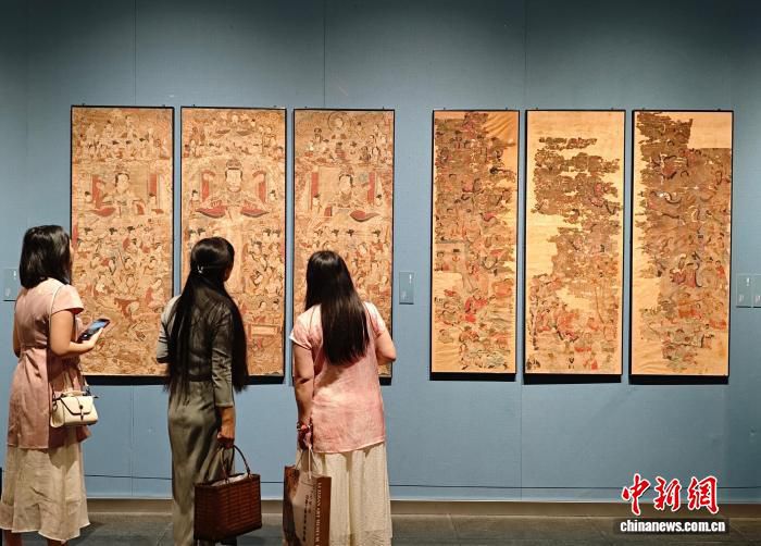 263件当代工笔画与168件元明清真迹长沙同展  第2张