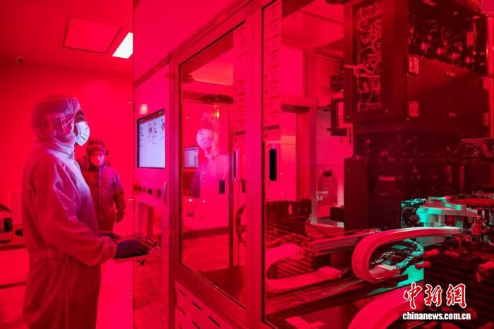 华为发布鸿蒙NEXT百大先锋应用，网易游戏、蚂蚁集团等首批加入